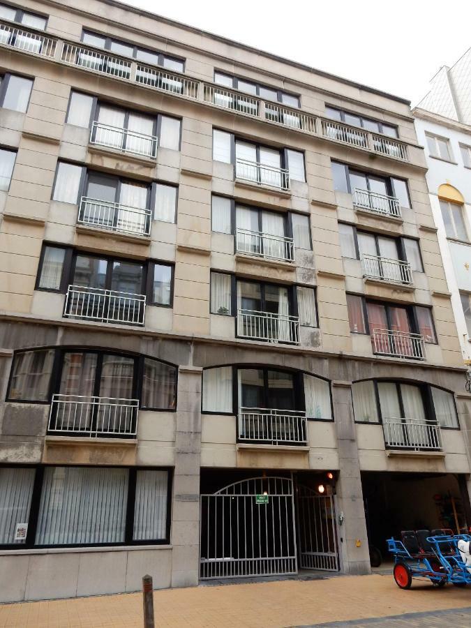 Studio Center Of Ostend W/Parking & South Terraceアパートメント エクステリア 写真